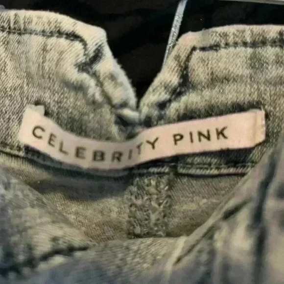 Celebrity Pink SZ 1 XS Acid Washed Jean Shorts - Picture 9 of 10